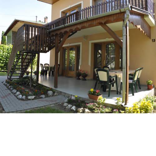 Akácfa 13 Apartman