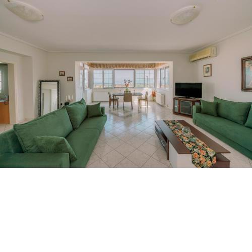 AKANTHOS Rental House