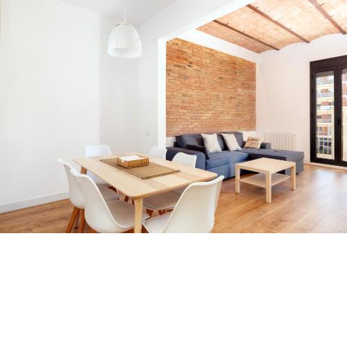 Akira Flats Urgell apartment