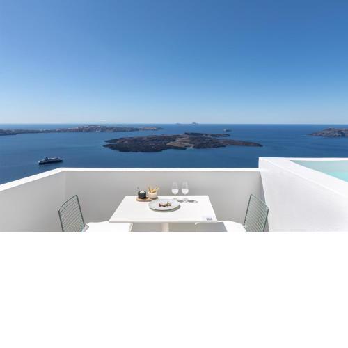 Akra Suites & Spa