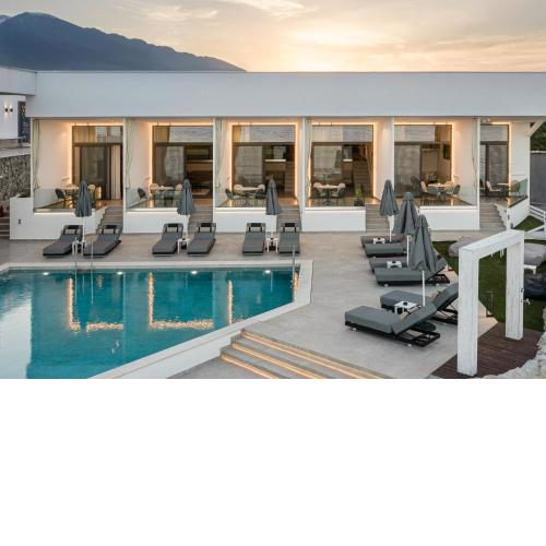 Akrotiri Olympus Luxury Suites - Adults Only