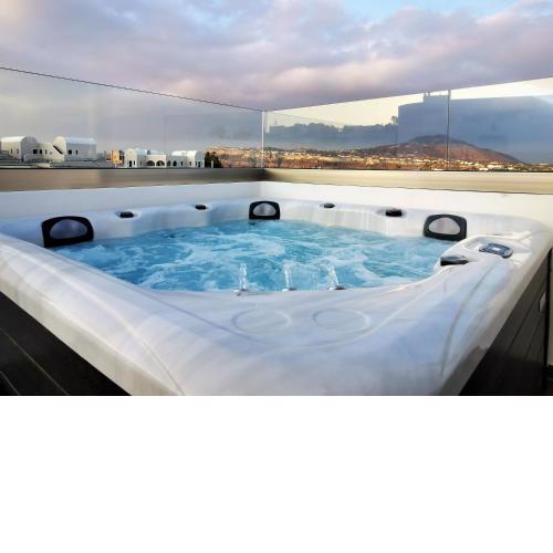 Alafropetra Luxury Suites