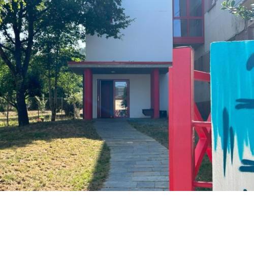 ALBERGUE A POBRA DO BROLLON