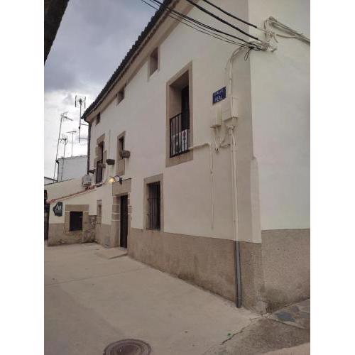 Albergue Turístico "San Blas" de Oliva de Plasencia