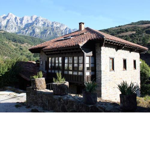 Albergue Turístico Valdebaró