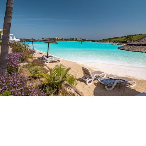 Alcazaba Lagoon 2379