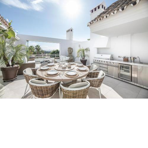 Alcores del Golf, Oustanding luxury penthouse