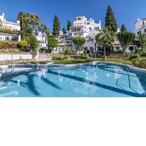 Aldea Blanca designer penthouse near Puerto Banús
