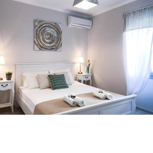Alekas Harbour House