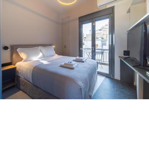 Alektor2 by Smart Cozy Suites - Premium Location near Athens