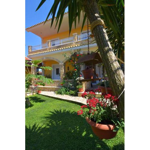 Alex Studios & Apartments