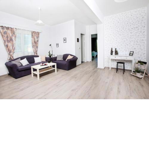 Alexia's Home Levanta