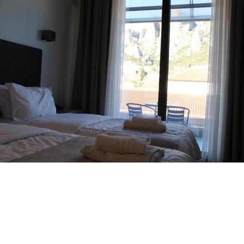 Alexiou Hotel