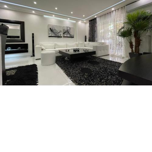 Alfa Luxury Home