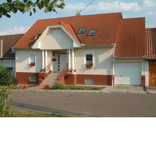 Alfa Vendégház