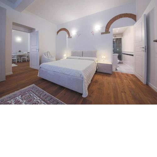 Alfani Charming Suite