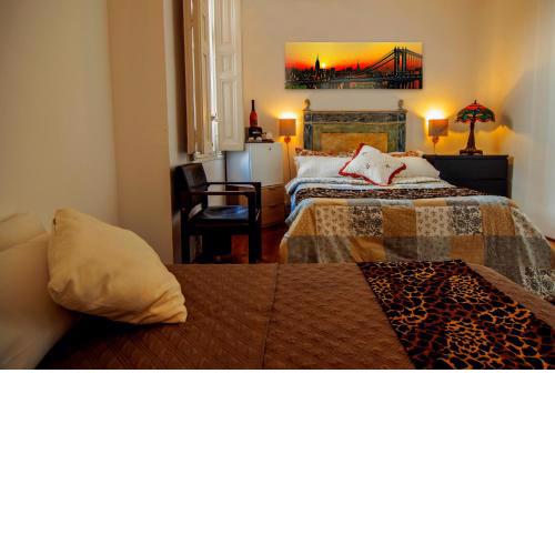 Alfonso VI , PLAZA MAYOR Apartaments & rooms