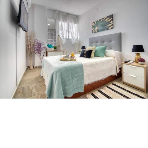 Alhamar & Apartamento en primera línea playa en Mijas Costa