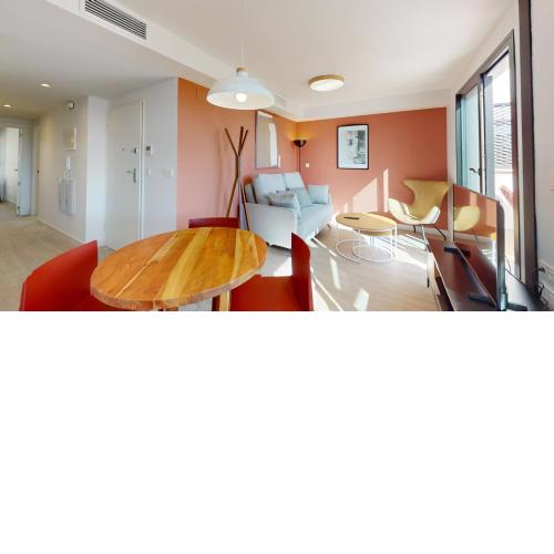 Alicante Colorful Penthouse Center 5C