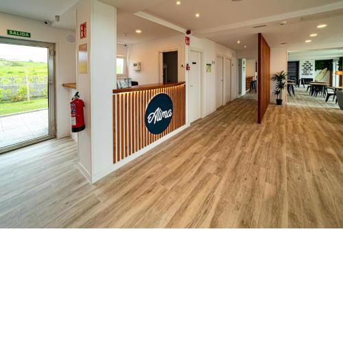 Alima Surf & Hotel