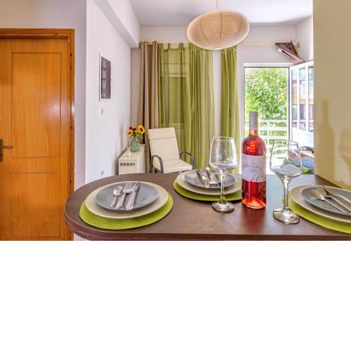 Alisahni Home 1