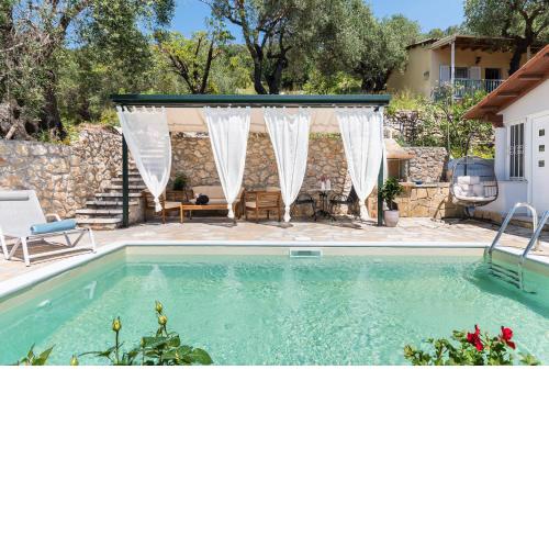 Alkinoi Seaview Villa with Private Pool by Konnect, Nisaki