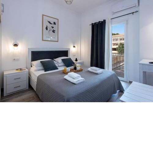Alkinoos apt by Anita Holiday Homes