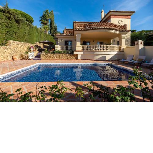All About Casa Roca