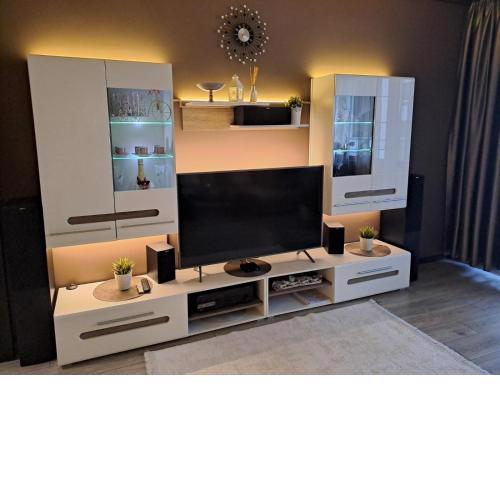 All Season’s Apartment