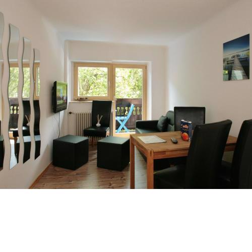Alluring Apartment in Zell am See with Balcony