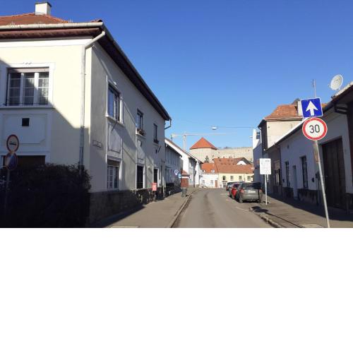 Almagyar Apartman