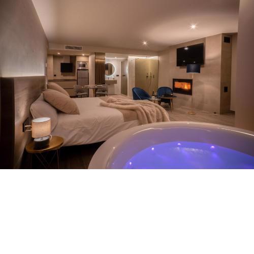 Almazara Suites