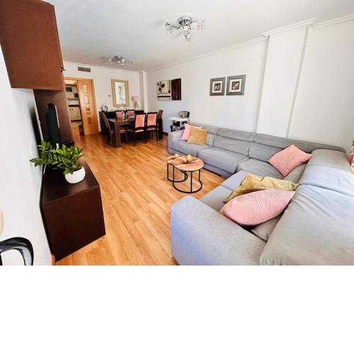 AlmeriaSuite Cozy Apartment & Pool