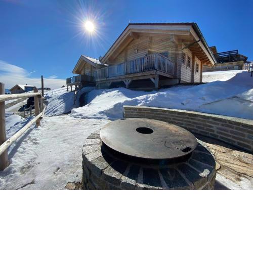 Almhütten Skorianz - Die Rote Hirschhütte