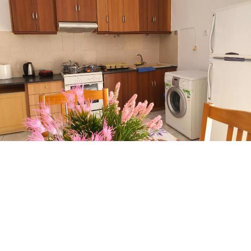 Almiri Apartments By the sea
