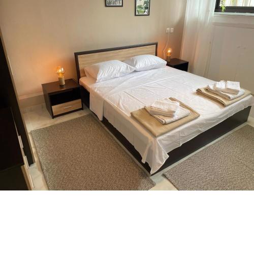 Almond Apartment