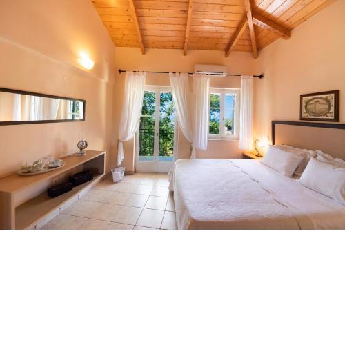 Almondtree House Exanthia
