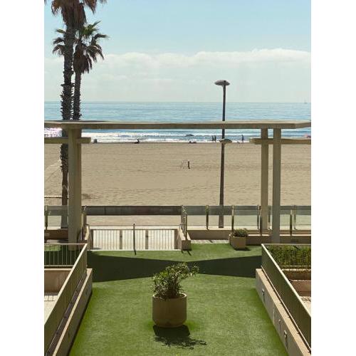 Alojamiento en primera línea de playa con WIFI