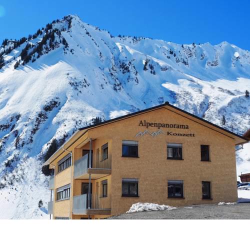 Alpenpanorama Konzett Faschina, Fontanella, Vorarlberg, Österreich