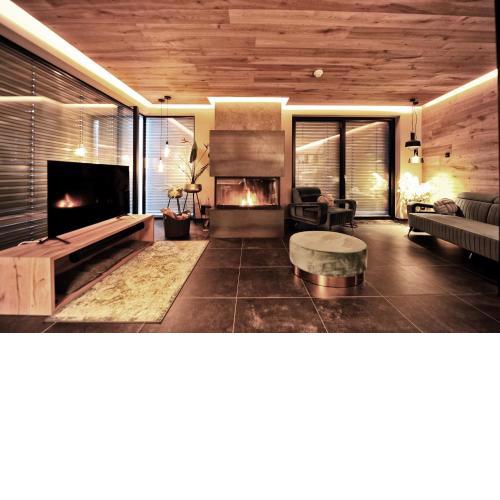 Alpine Penthouse - Stunning & Luxurious
