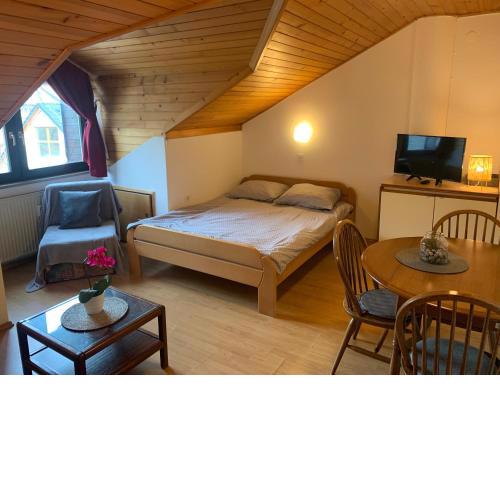 Alpine Sun Apartments