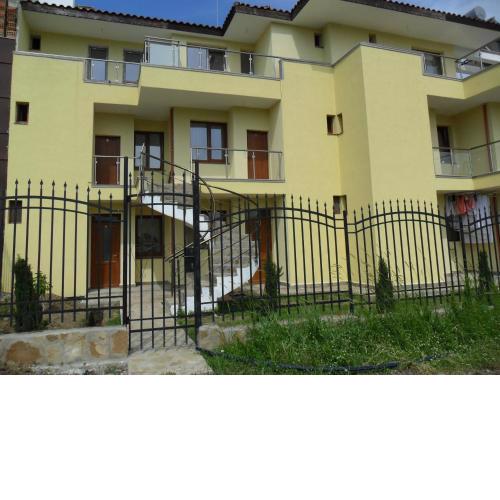Altay Guest House