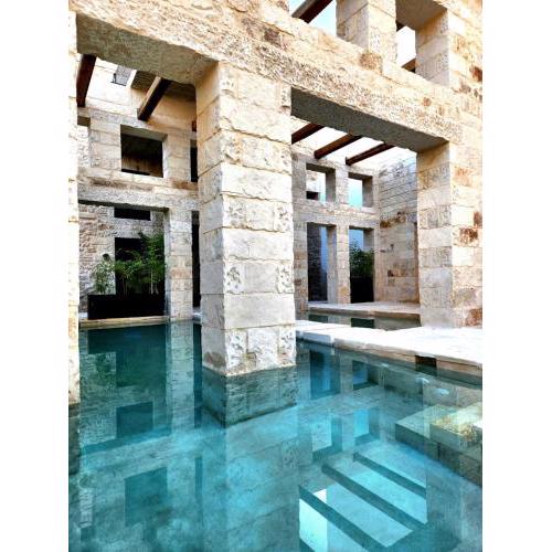 Amalen Suites Adults Only