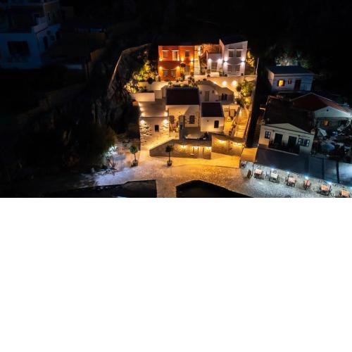 Amalthea Luxury Suites