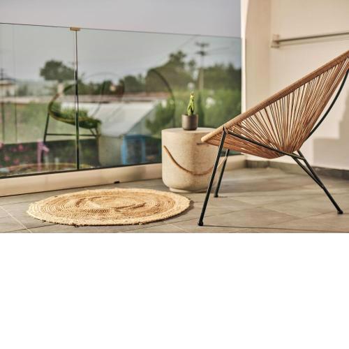 Amaroo Suites