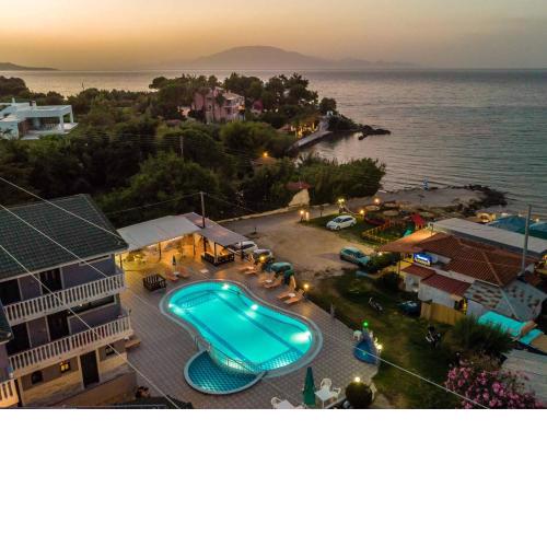 Amarylis Beachfront Studios