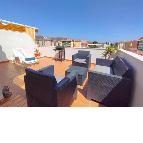 Amazing 2 bedroom apartment with private roof terrace in Torrox