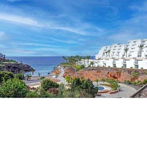 Amazing 2 bedroom flat with Beachfront and Pool, Paraíso del Sur A306