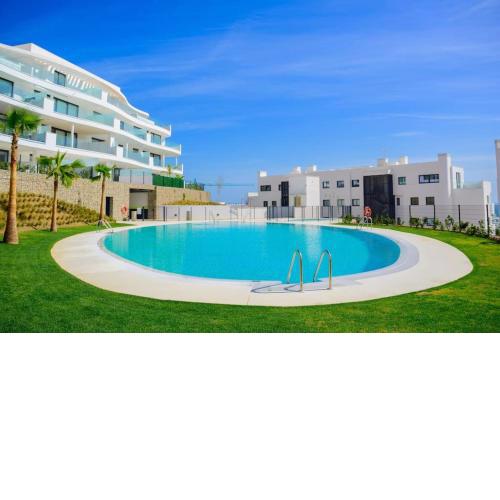 Amazing 3 bedroom apartment in Higueron West