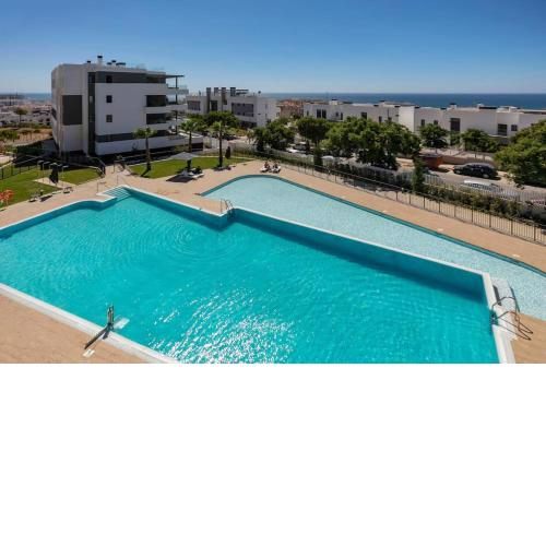 Amazing 4 bedroom Apt with pools + gym - RDR269